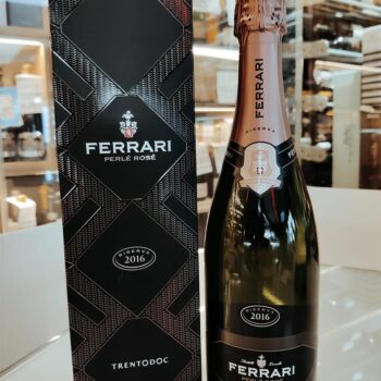 Ferrari Perle Rose Riserva 2016